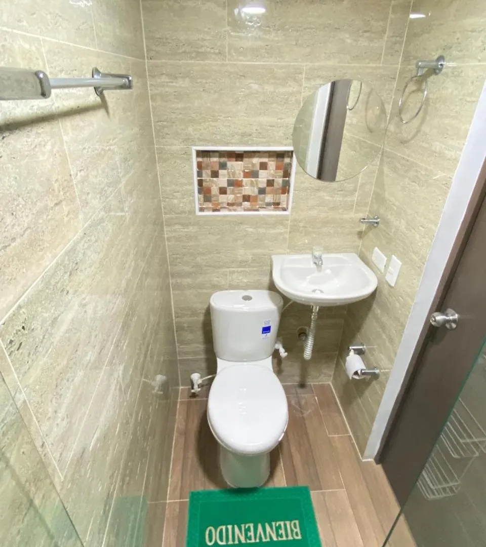 31 Bello Apartamento Con Balcon En Laureles Estadio Medellin 0*,
