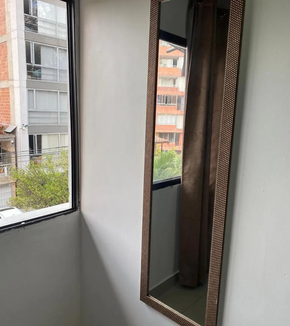 31 Bello Apartamento Con Balcon En Laureles Estadio Medellin Colombia