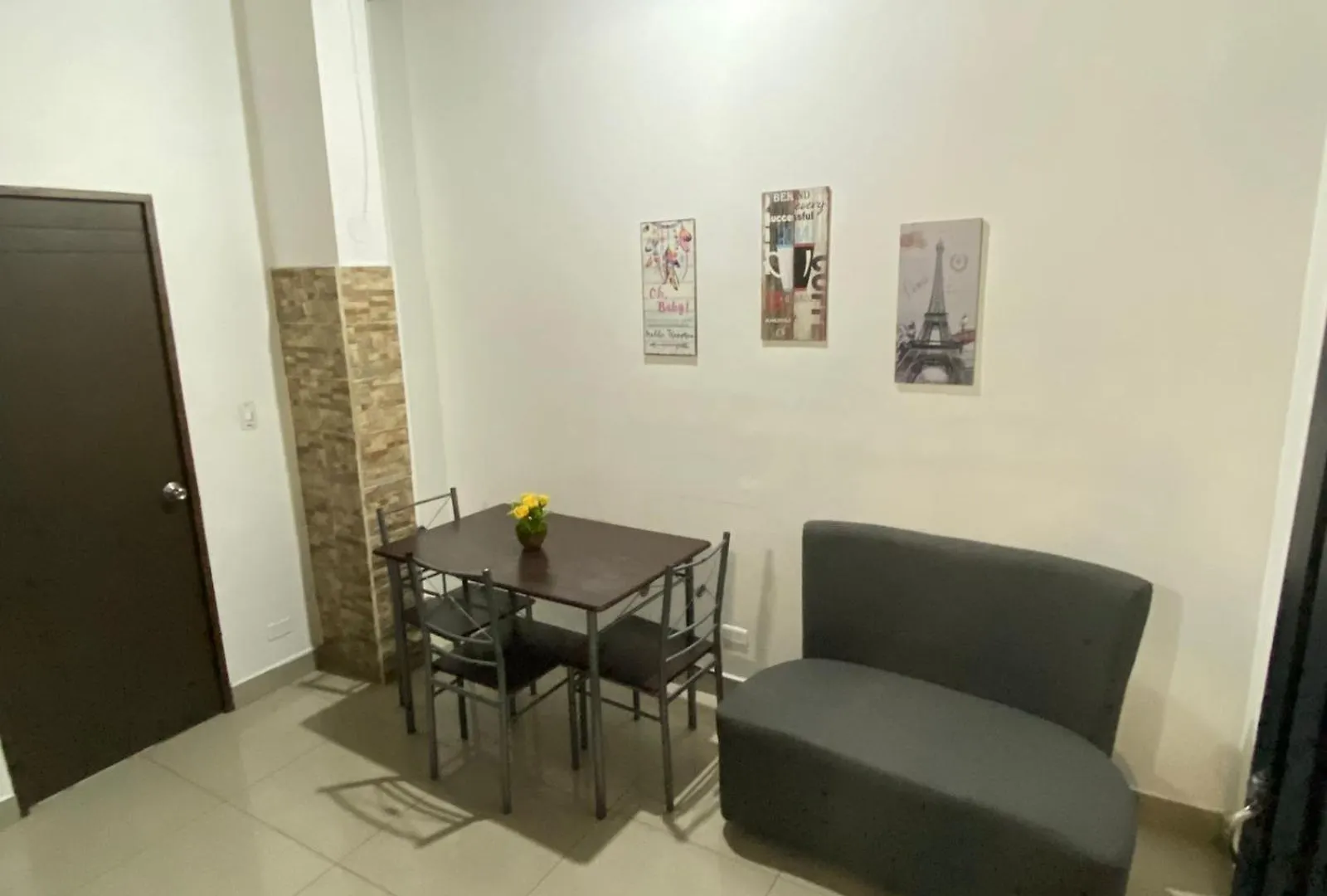 31 Bello Apartamento Con Balcon En Laureles Estadio Medellin