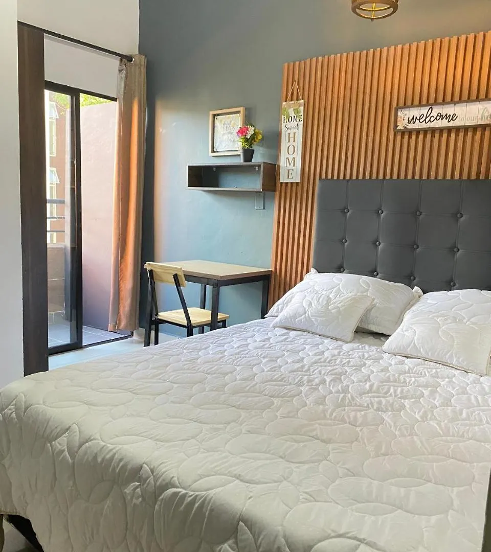 31 Bello Apartamento Con Balcon En Laureles Estadio Medellin Apartment